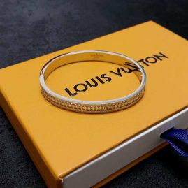 Picture of LV Bracelet _SKULVbracelet11ly13111209